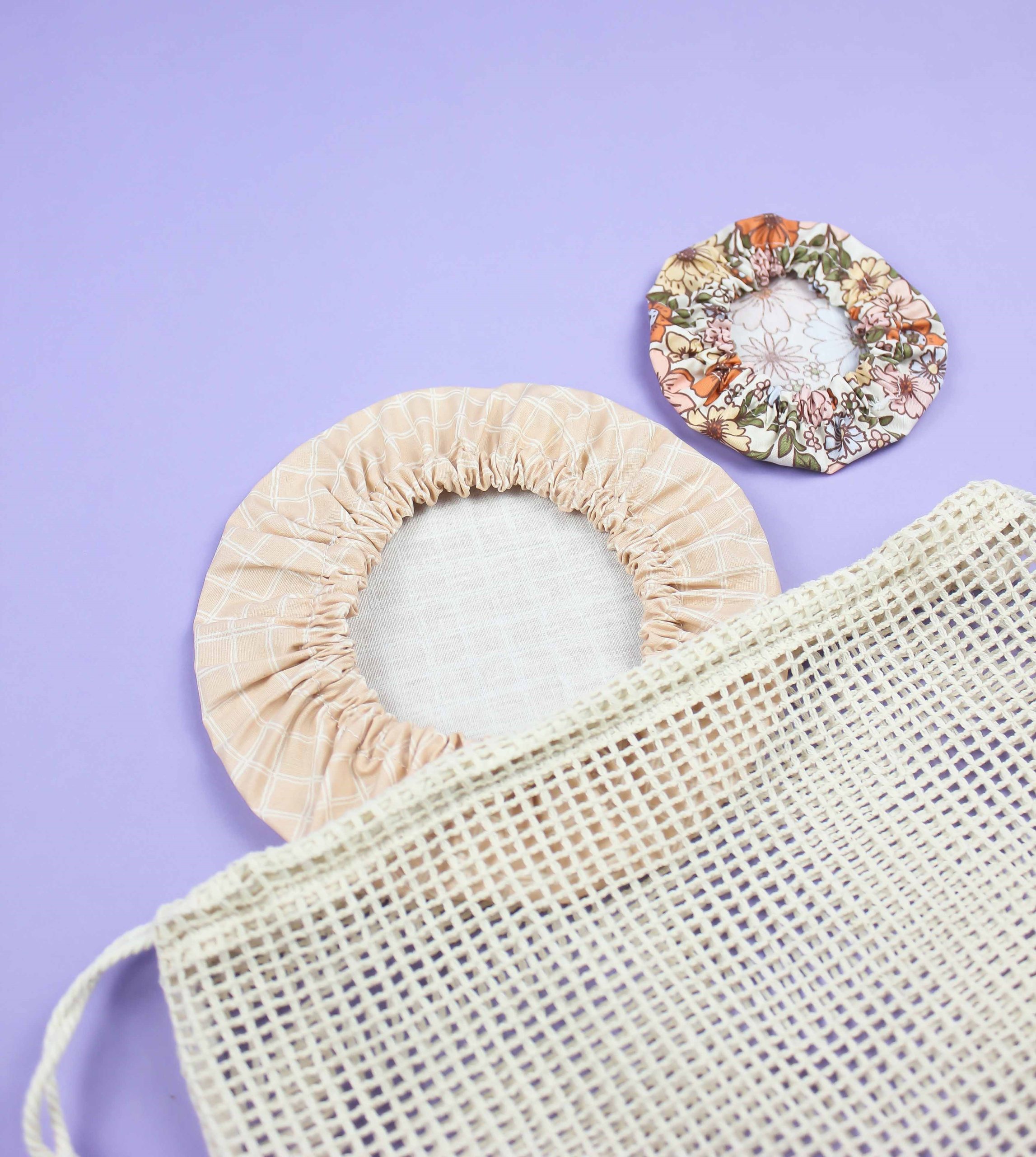 Les Couvre-Plats Réutilisables : L'Alternative Écologique au film plastique jetable